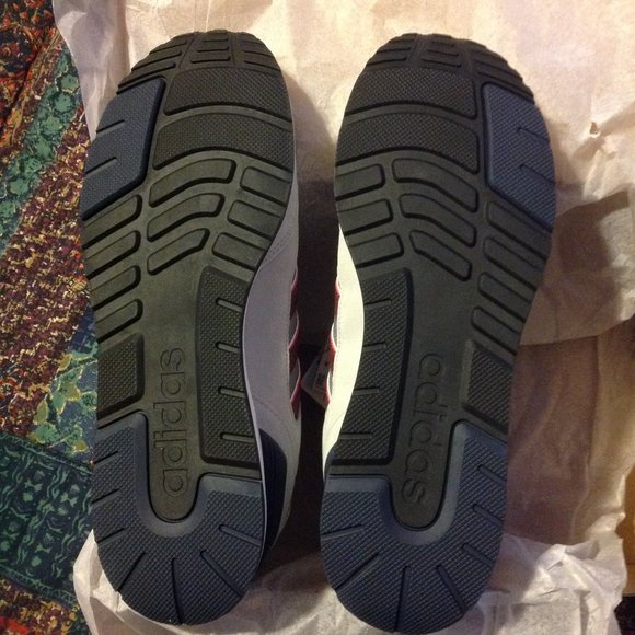 Adidas Men's Run 80s Gray & Reddish Low Sneakers -11.5M - New in Box - Picture 4 of 11